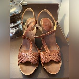 Frye platform leather sandals with solid wood heel size 10